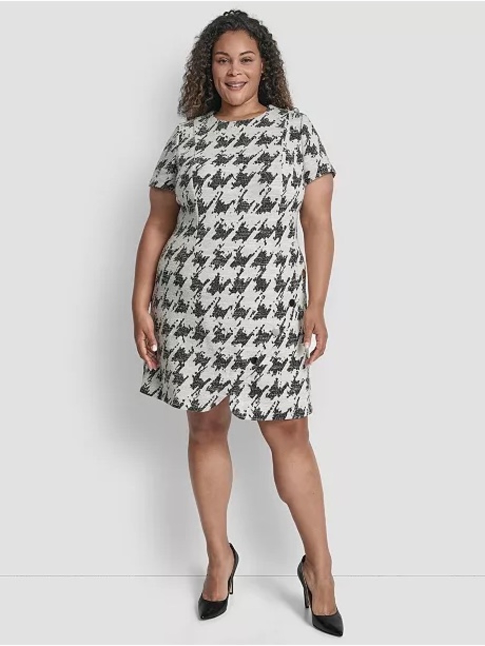 DKNY Plus Size Jewel Neck Rivets Sheath Short Dress - Picture 3 of 5